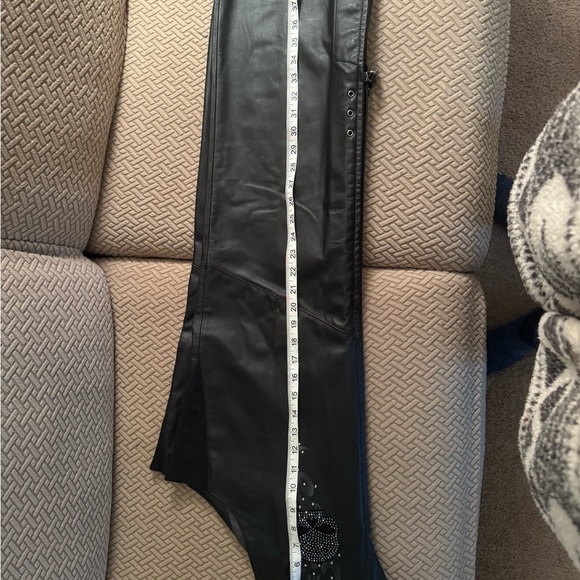 Harley Davidson Wicked Collection Chaps - Picture 6 of 11